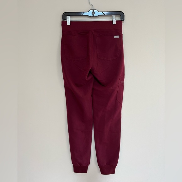 Figs High Waisted Zamora Jogger Scrub Pants in Burgundy, XXS - Picture 3 of 10